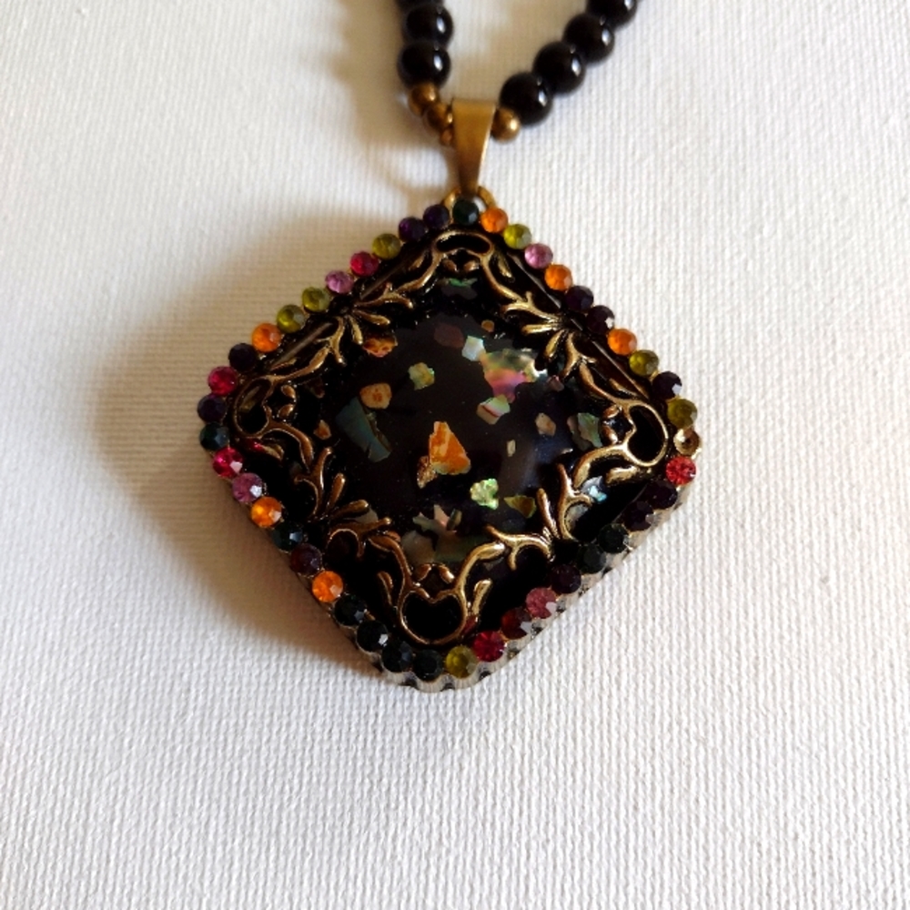 Jewelry - Picture 2 of 3